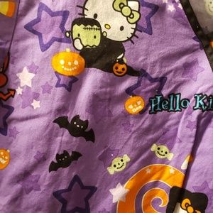 Sanrio Tops - Sanrio hello kitty halloween Scrub top sz XS used Sanrio Tops - Sanrio hello kitty halloween Scrub top sz XS used
